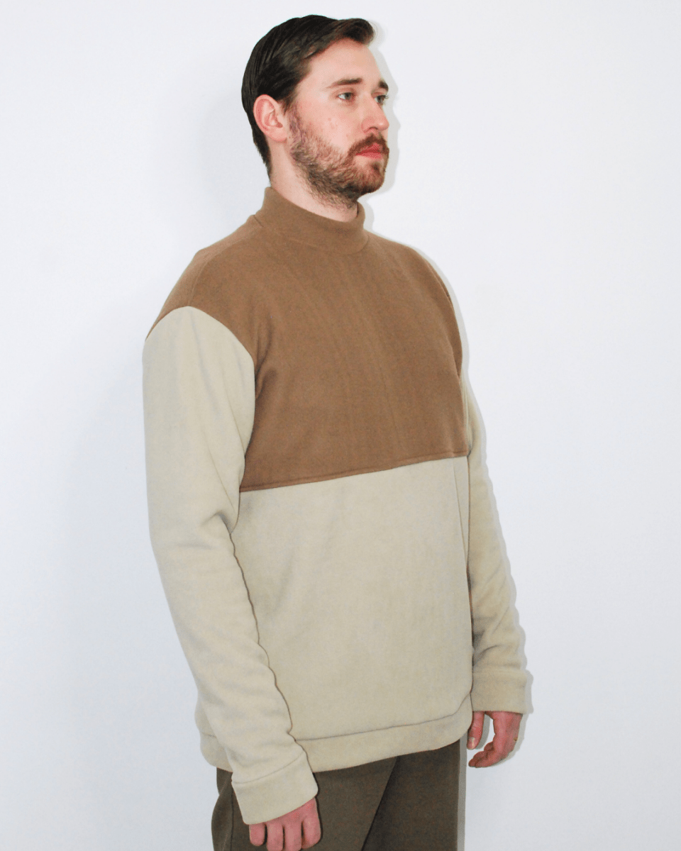 Inclusif-Ecoresponsable-Chandail-Polar-Beige-Les_Filles_de_l_Usine-Fait_a_Montreal- Les Filles de l'Usine